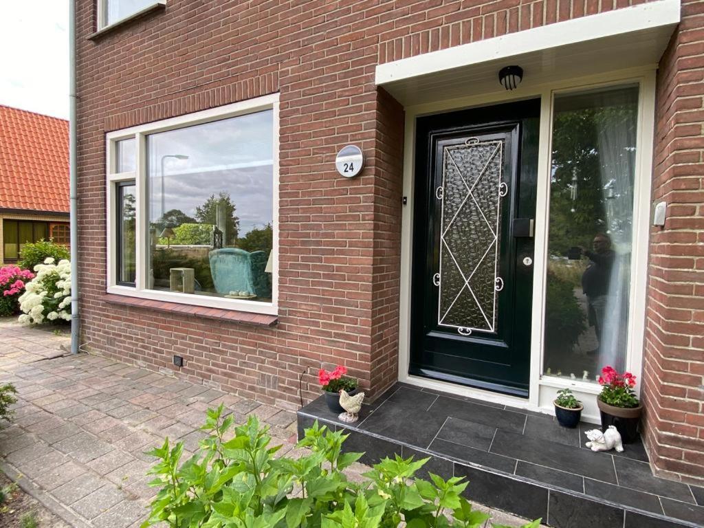 Huis Bij Het Water Met Sloepje Jutrijp المظهر الخارجي الصورة